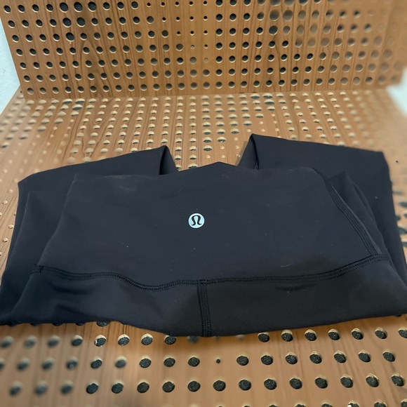 Black Lululemon Wunder Train high rise leggings size 0 - Picture 5 of 5